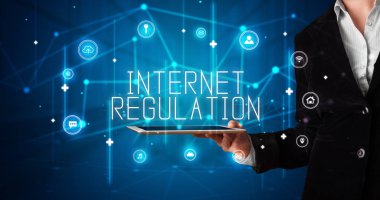 Tablet tutan kişi, güvenlik kavramı