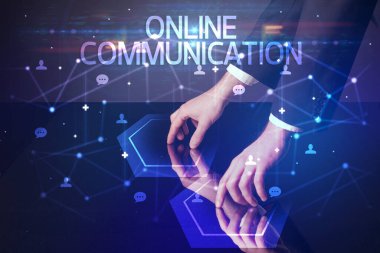 Sosyal simgelerle sosyal ağlarda gezinme