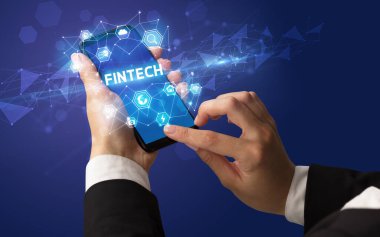 Teknoloji kavramına sahip akıllı telefon kullanımı