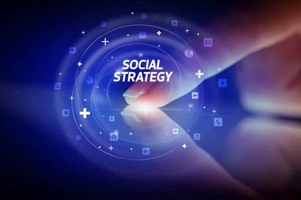 Vinger aanraken tablet met social media pictogrammen concept — Stockfoto