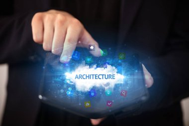 İş adamı katlanabilir bir akıllı telefon tutuyor, teknoloji konsepti