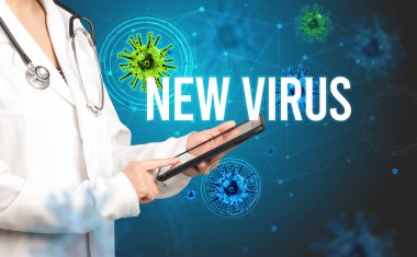 Doktor reçete yazıyor.