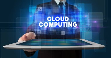 Tablet tutan kişi, teknoloji konsepti