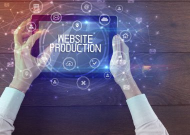 Yazılı bir tabletin yakın plan görüntüsü