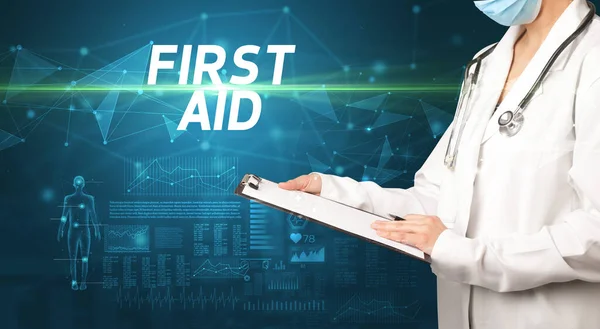 Doctor writes notes on the clipboard, medical diagnosis concept — Stock Photo, Image