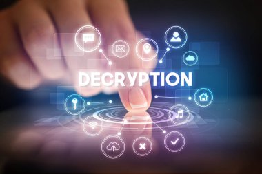 Web teknolojisi simgeleriyle tablete dokunmak