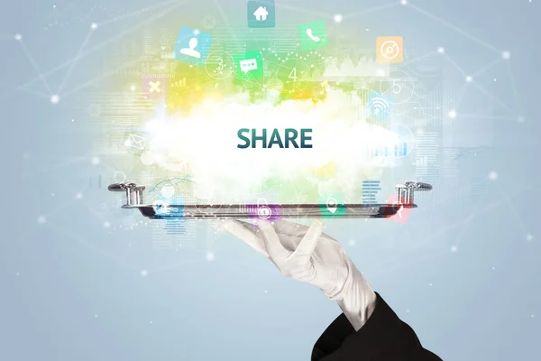 Ober ten dienste van sociale netwerken — Stockfoto