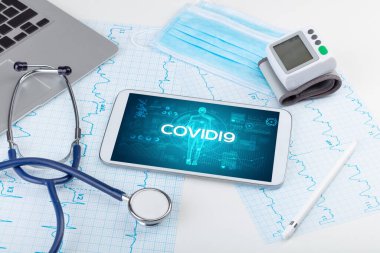 Tablet bilgisayar ve doktor araçları