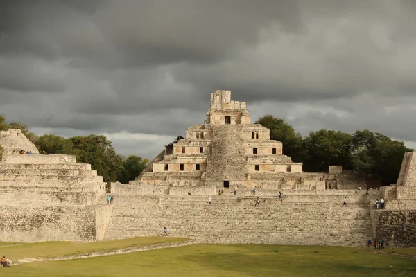 Templo de Edzna maya — Foto de Stock