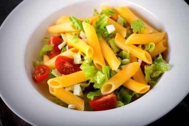 İtalyan makarna salatası