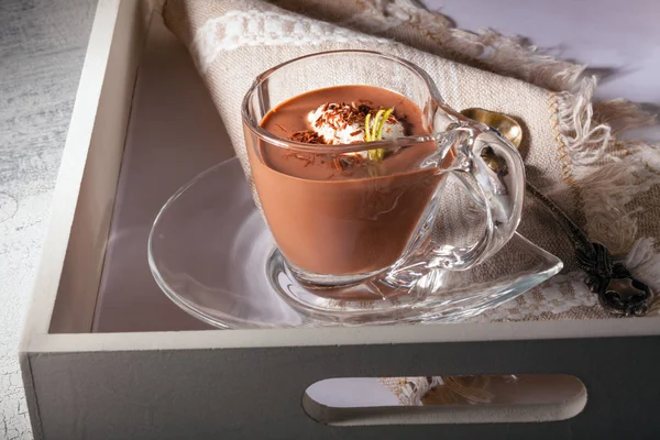 Mousse de Chocolate Postre con crema — Foto de Stock