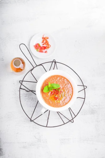 Kase taze domates gazpacho çorbası. — Stok fotoğraf
