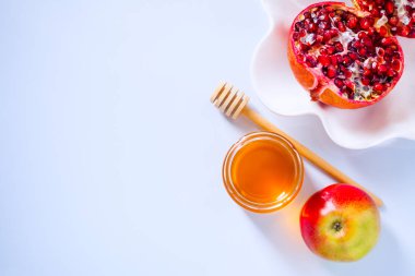 Elma, nar ve bal için Rosh Hashanah