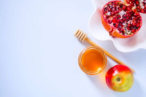 Elma, nar ve bal için Rosh Hashanah — Stok fotoğraf