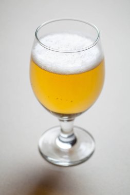 Light bira gri