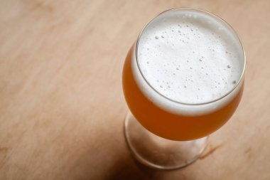 Ahşap buğday birası