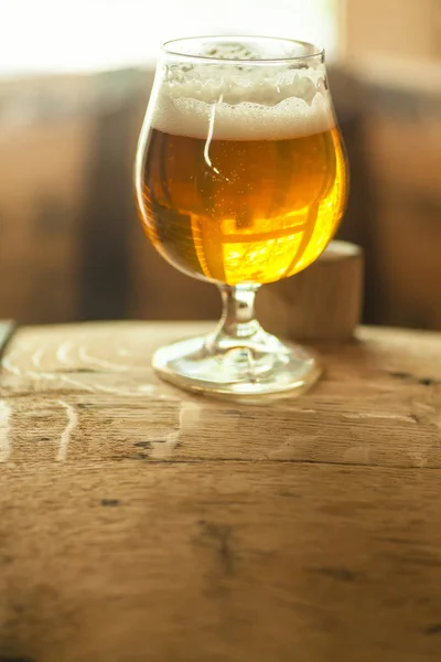 Varil bira yaşlı — Stok fotoğraf