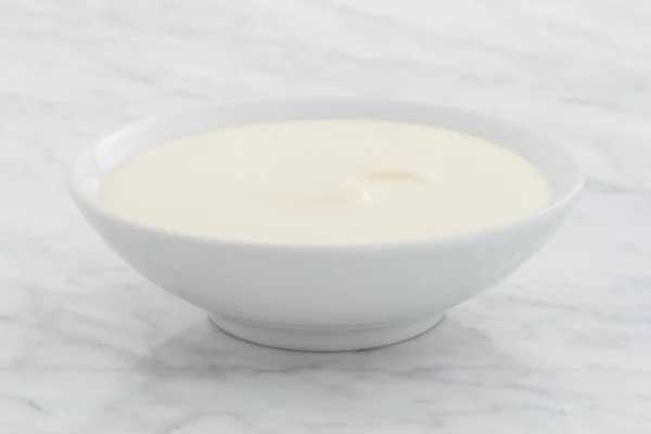 Свіжі простого йогурту — стокове фото