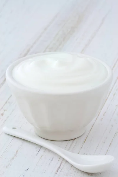 纯希腊酸奶 — 图库照片