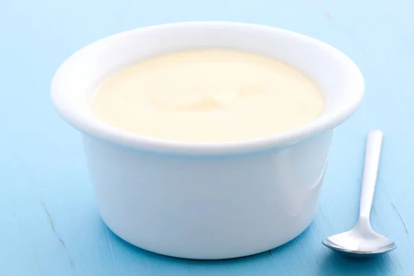 Frischer gesunder Joghurt — Stockfoto