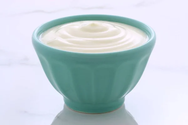 Урожай простого йогурту — стокове фото