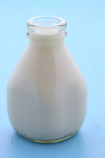 Deliziosa pinta di latte — Foto Stock