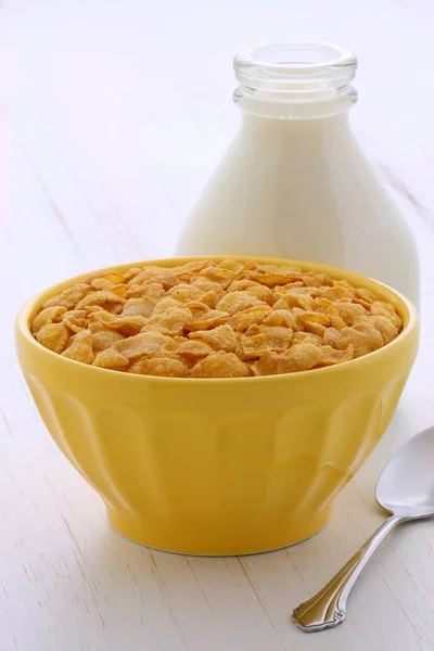 Gesunde Cornflakes Frühstück — Stockfoto