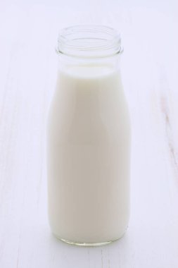 Lezzetli taze süt