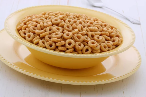 Whole wheat cereal loops — Stock Photo, Image