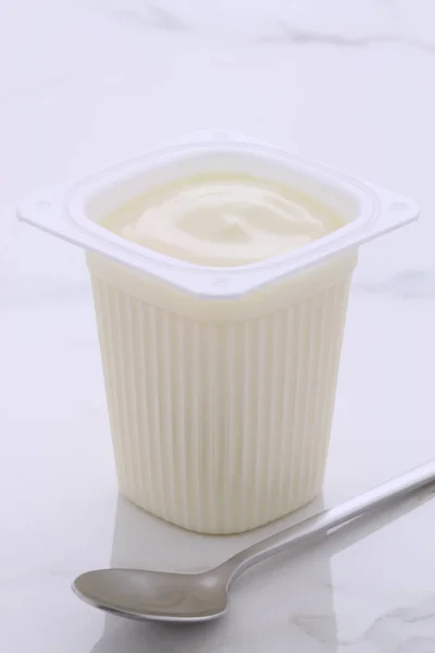 Griego delicioso yogur — Foto de Stock