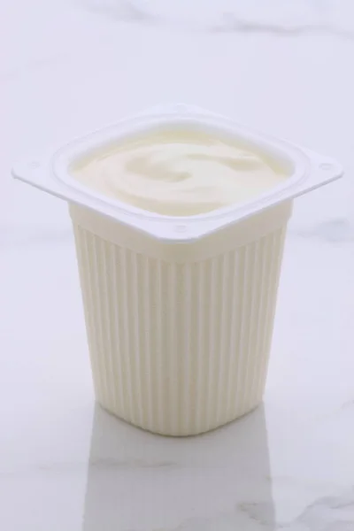 Griekse heerlijke yoghurt — Stockfoto