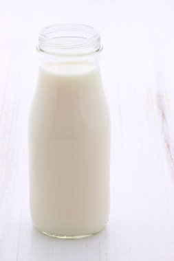 Lezzetli taze süt