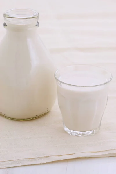 맛 있는 신선한 우유 — 스톡 사진
