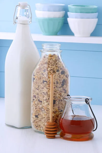 Heerlijke biologische muesli ontbijtgranen — Stockfoto