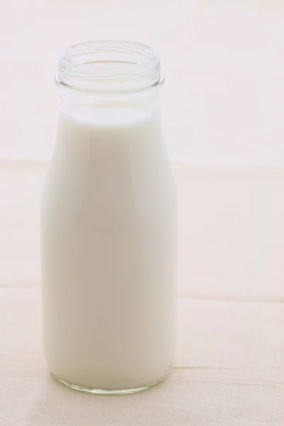 Delizioso latte fresco — Foto Stock