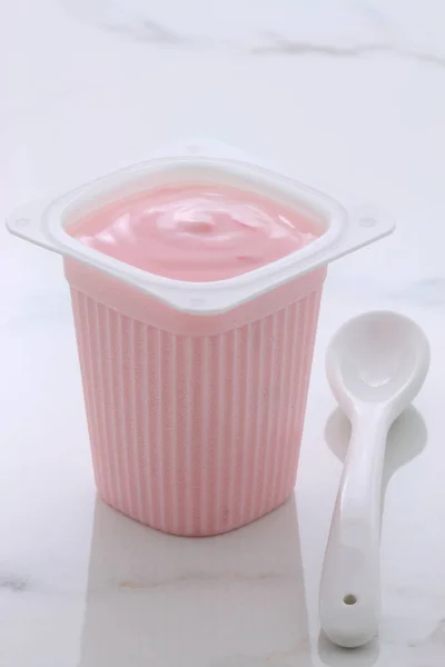 Bær fransk stil yoghurt - Stock-foto