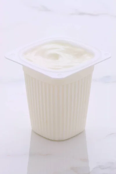 Griego delicioso yogur — Foto de Stock