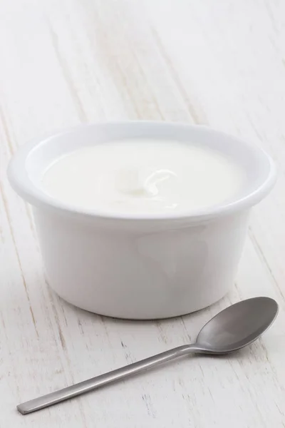 Феш-греческий йогурт — стоковое фото