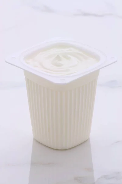 Griego delicioso yogur — Foto de Stock