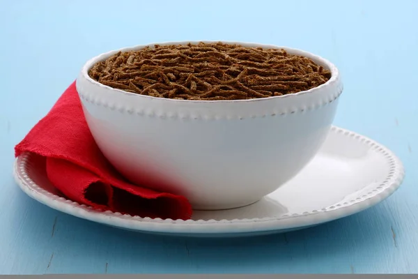 Healthy bran cereal breakfast — Stock Photo, Image