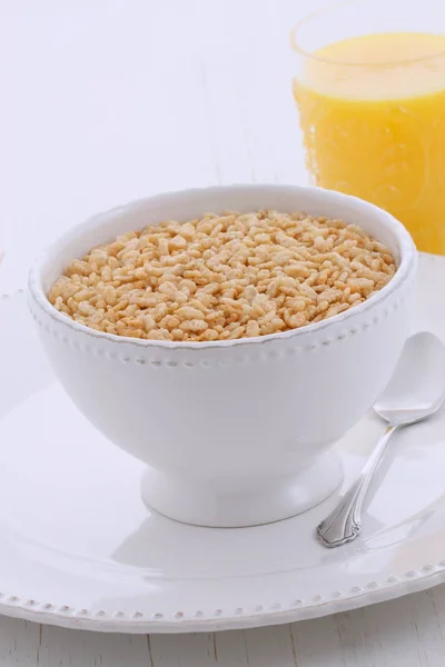 Delicious and healthy crisped rice cereal — Stock Photo, Image