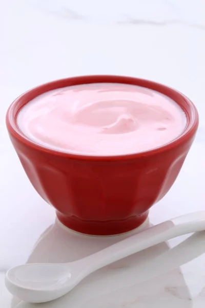 Bobule francouzský styl jogurt — Stock fotografie