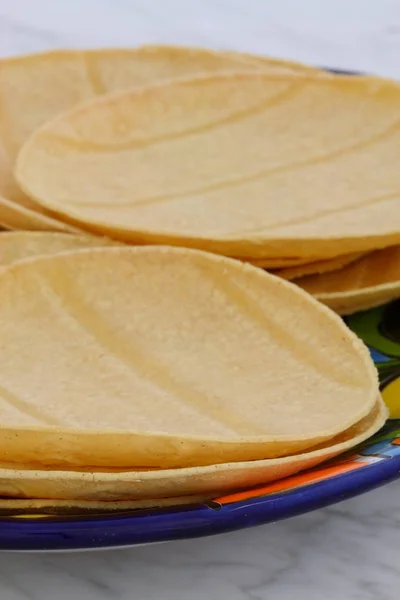 Pyszne meksykańskie kukurydziane tortille — Zdjęcie stockowe