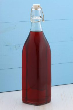 lezzetli kızılcık suyu