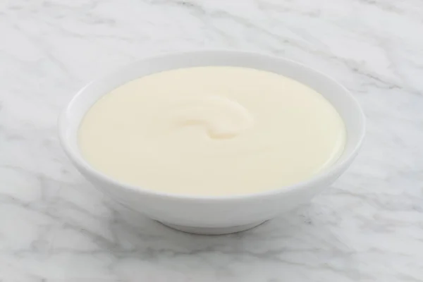 Plain yogurt — Stock Photo, Image