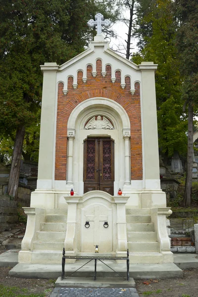 Cripta en el cementerio de Lychakiv — Foto de Stock