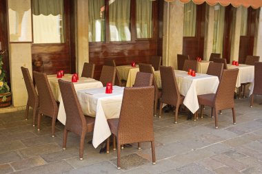 tipik bir İtalyan restoranı