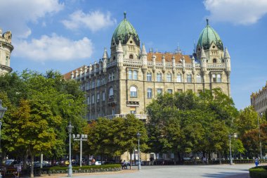 Budapeşte'de ilginç bina