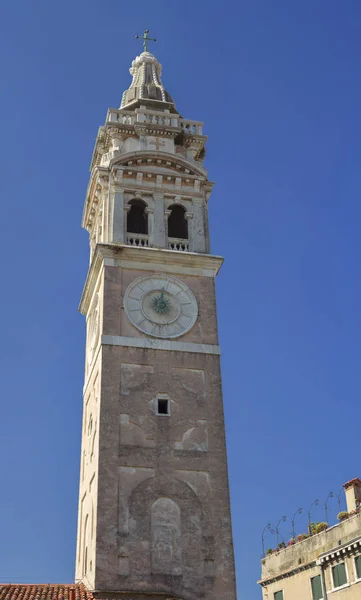 Der Glockenturm der Kirche Santa Maria Formosa — Stockfoto