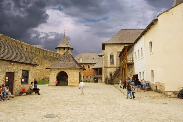 À l'intérieur du château de Khotyn — Photo